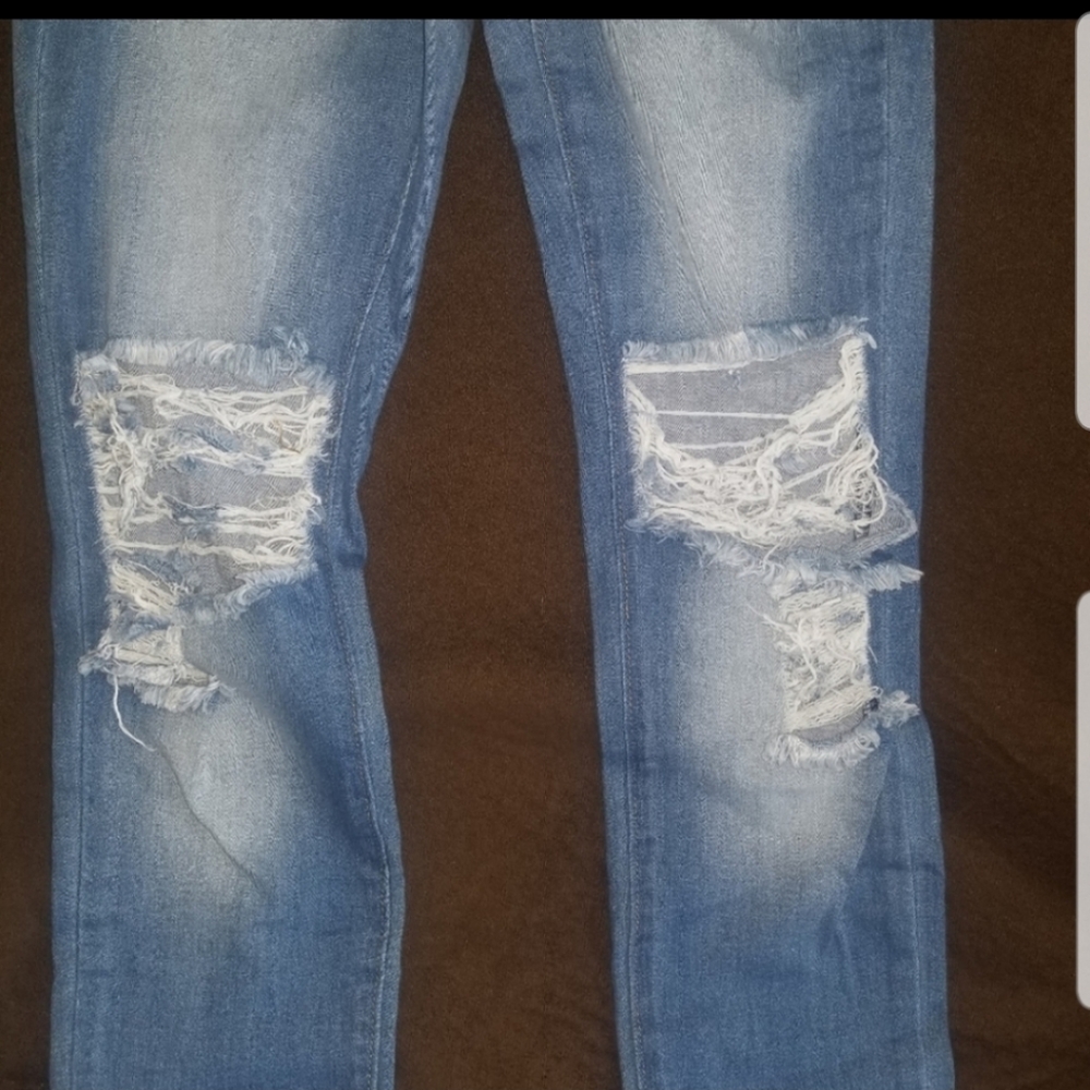 🍄4 Pairs of Jean's for $35🍄 One more Time skinny jeans - Picture 3 of 6